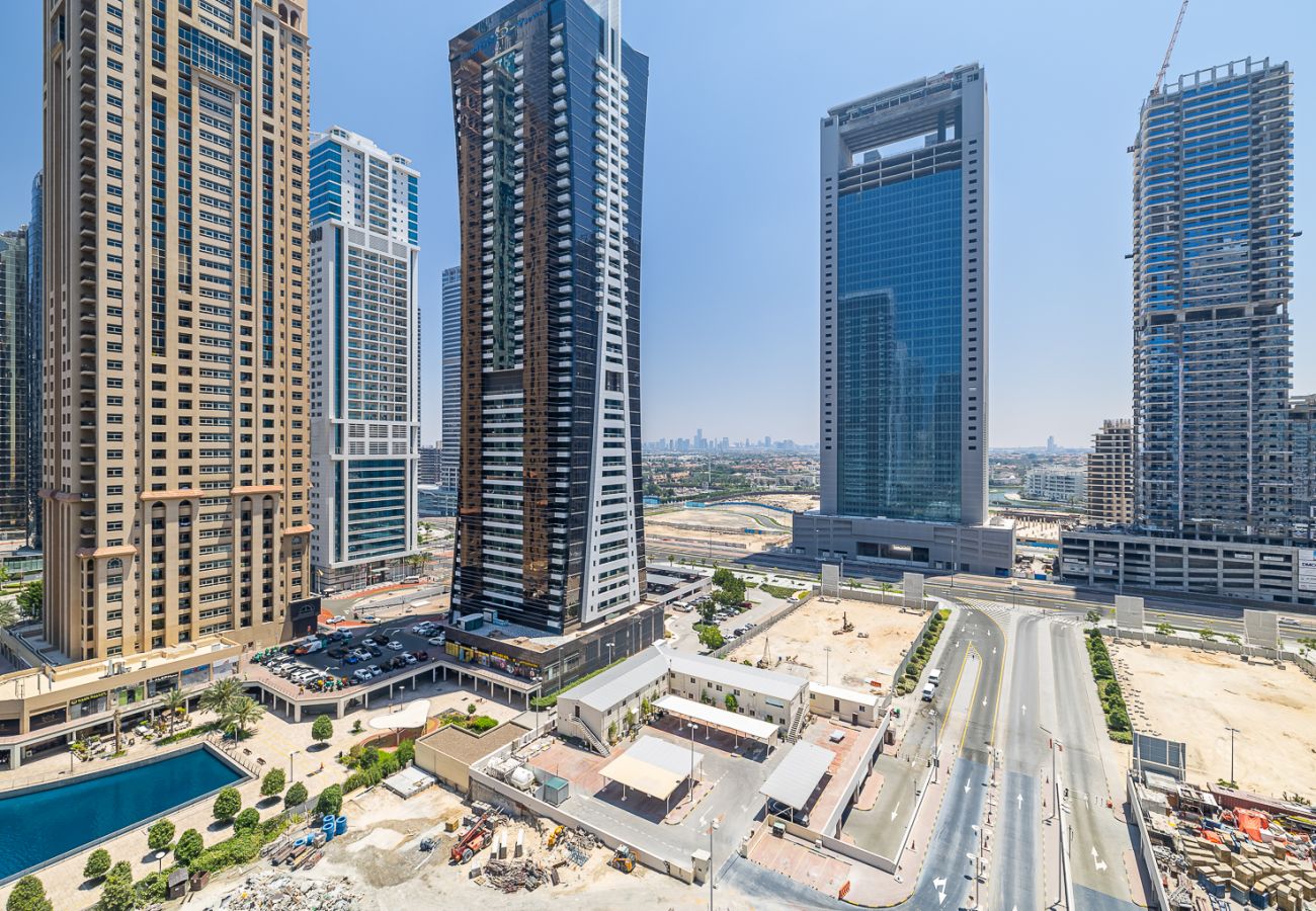 Apartment in Dubai - Comfortable Living I 2-Bedroom Apartment at MBL Residences, JLT