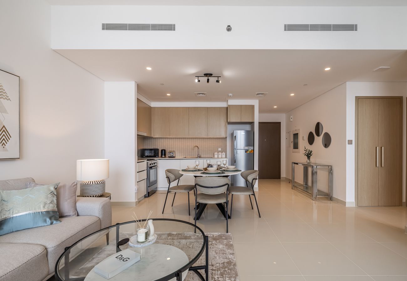 Apartment in Dubai - Modern Comfort Meets Elegance in Creek Harbour – 1BDR at 17 Icon Bay