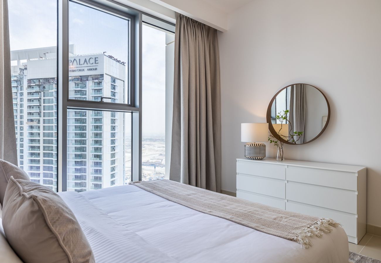 Apartment in Dubai - Modern Comfort Meets Elegance in Creek Harbour – 1BDR at 17 Icon Bay