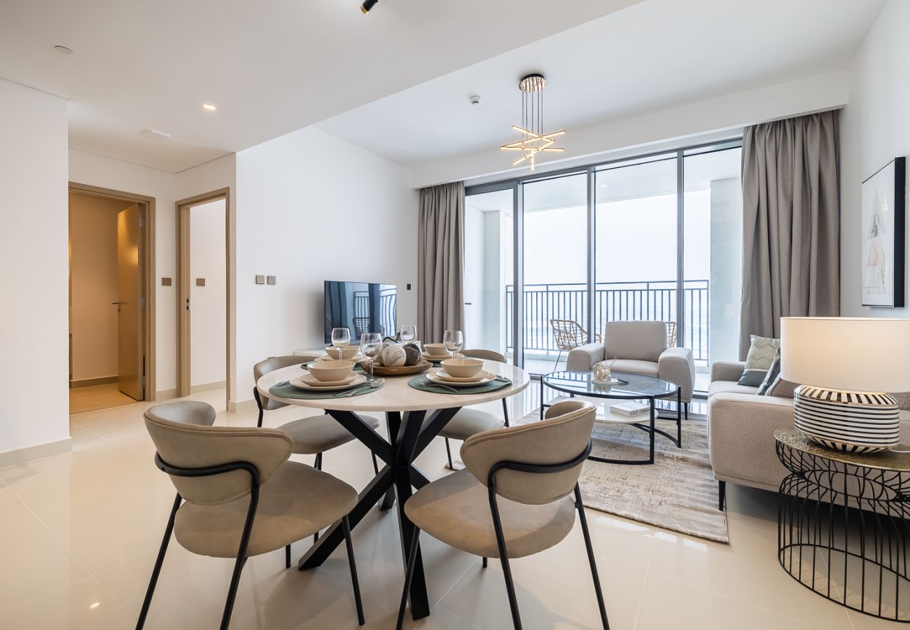 Apartment in Dubai - Modern Comfort Meets Elegance in Creek Harbour – 1BDR at 17 Icon Bay