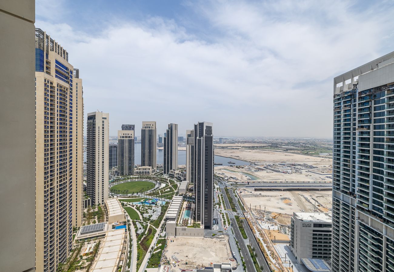 Apartment in Dubai - Modern Comfort Meets Elegance in Creek Harbour – 1BDR at 17 Icon Bay