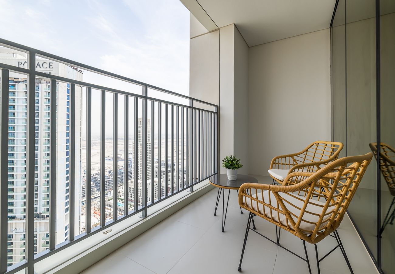 Apartment in Dubai - Modern Comfort Meets Elegance in Creek Harbour – 1BDR at 17 Icon Bay