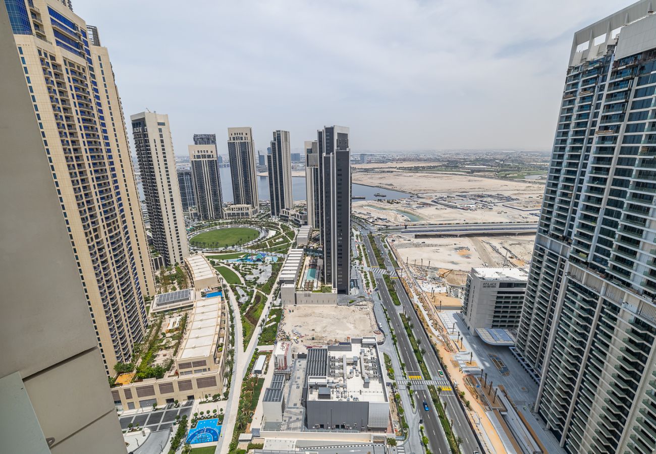 Apartment in Dubai - Modern Comfort Meets Elegance in Creek Harbour – 1BDR at 17 Icon Bay