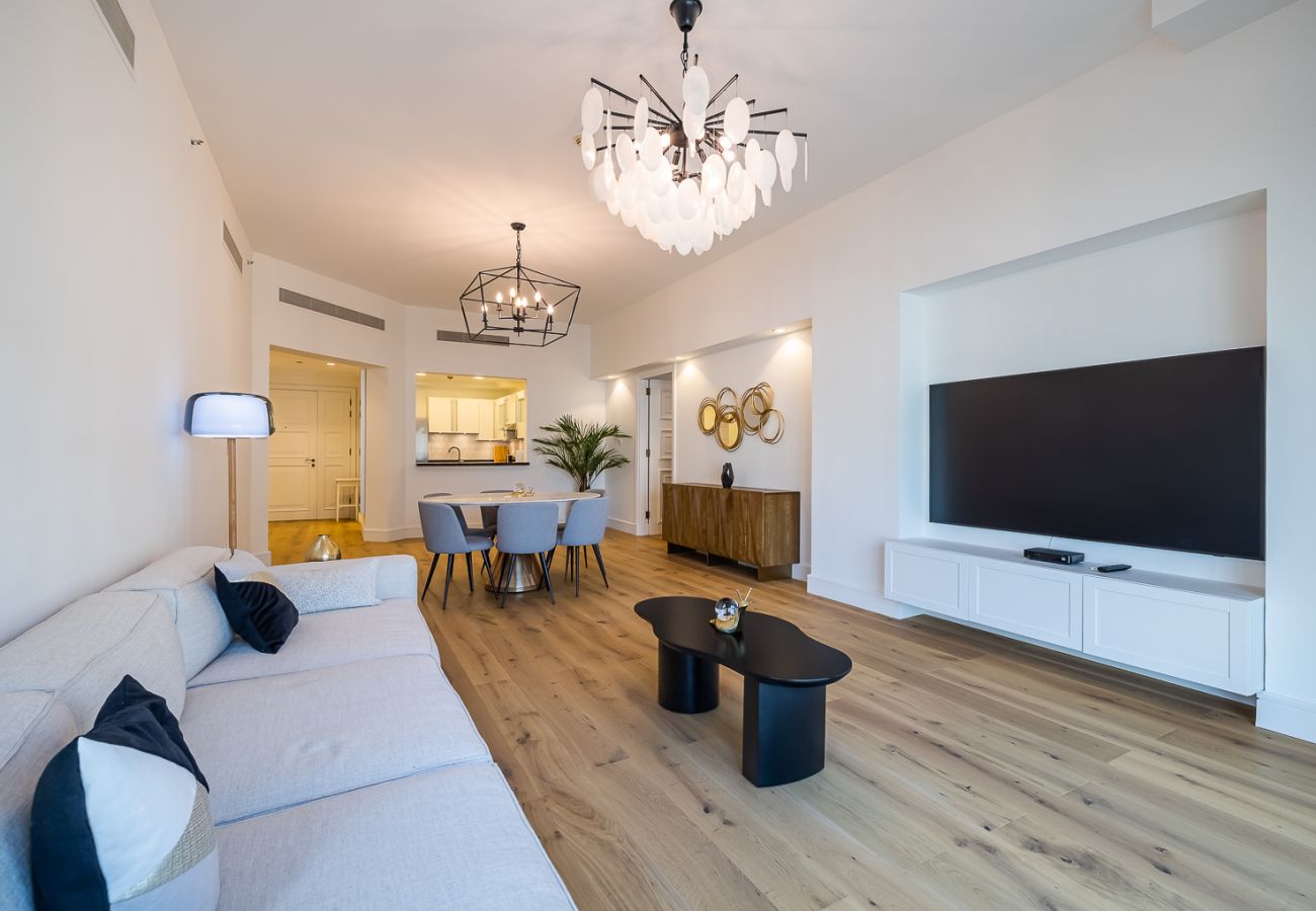 Apartment in Dubai - Spacious 2-Bedroom Apartment with Balcony on The Palm – Golden Mile 509 