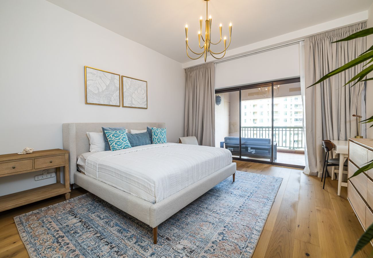 Apartment in Dubai - Spacious 2-Bedroom Apartment with Balcony on The Palm – Golden Mile 509 