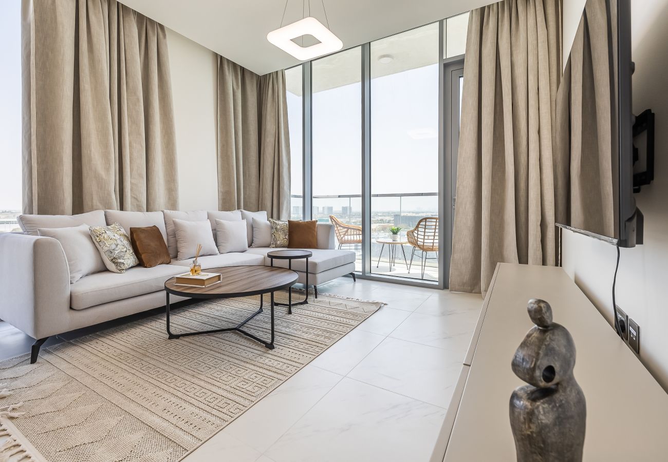 Apartment in Dubai - Modern 1-Bedroom Apartment with Lagoon Views | Residences 15 – District One