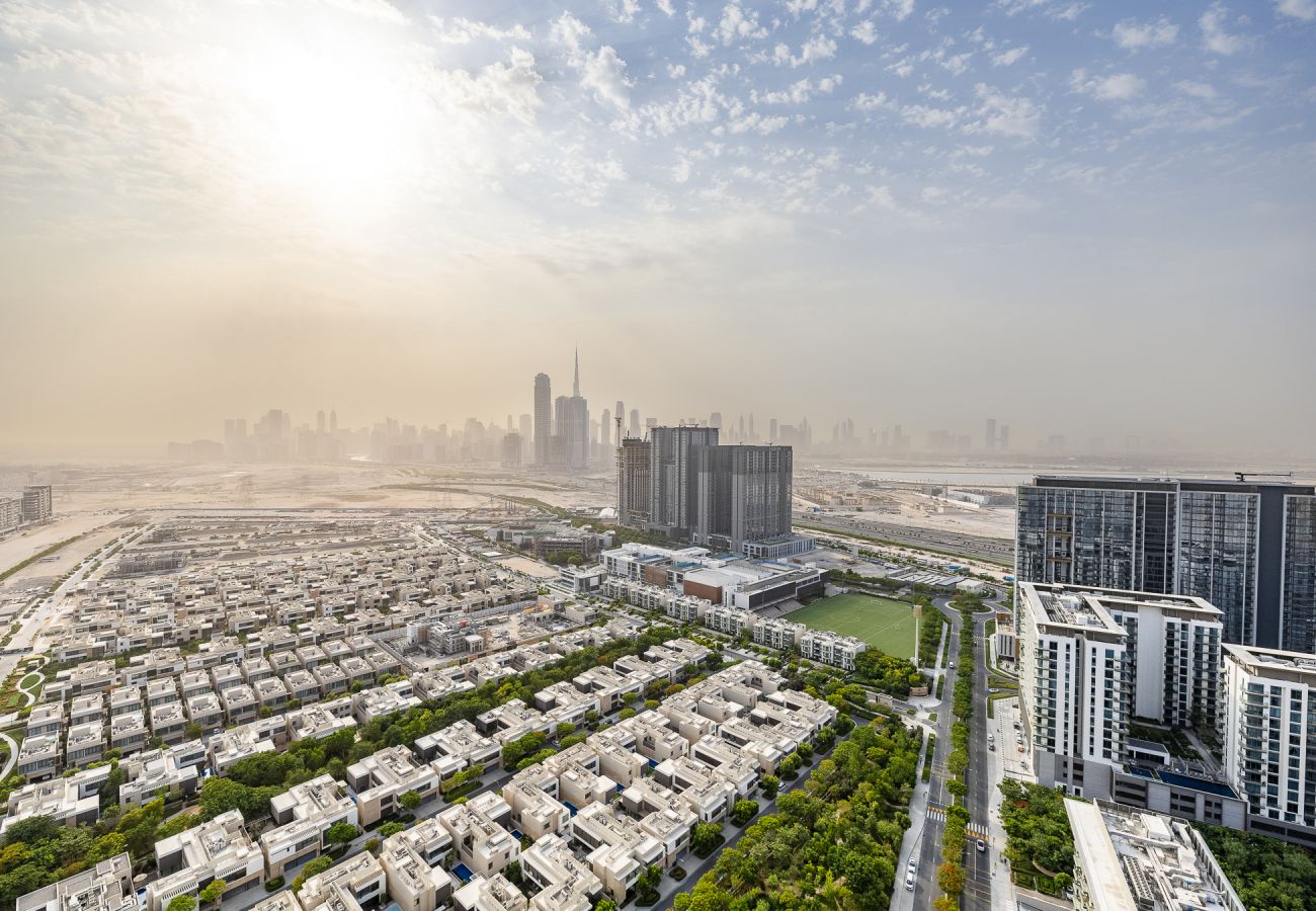 Apartment in Dubai -  Modern 1-Bedroom Apartment with Burj Khalifa Views | Sobha Waves I 3515