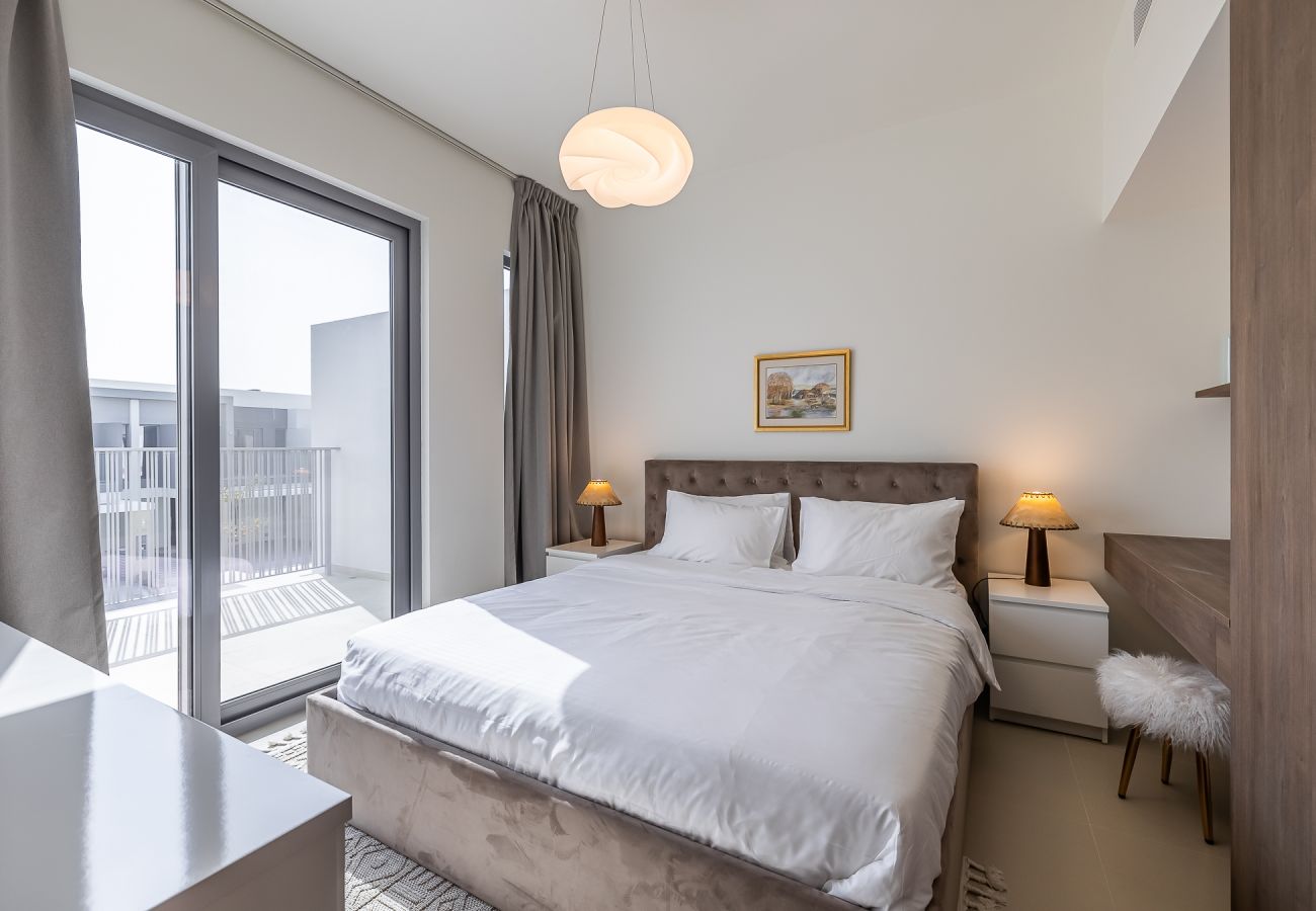 Terraced House in Dubai - Modern 3-Bedroom Villa with Garden | Tilal Al Ghaf | Family-Friendly / B245