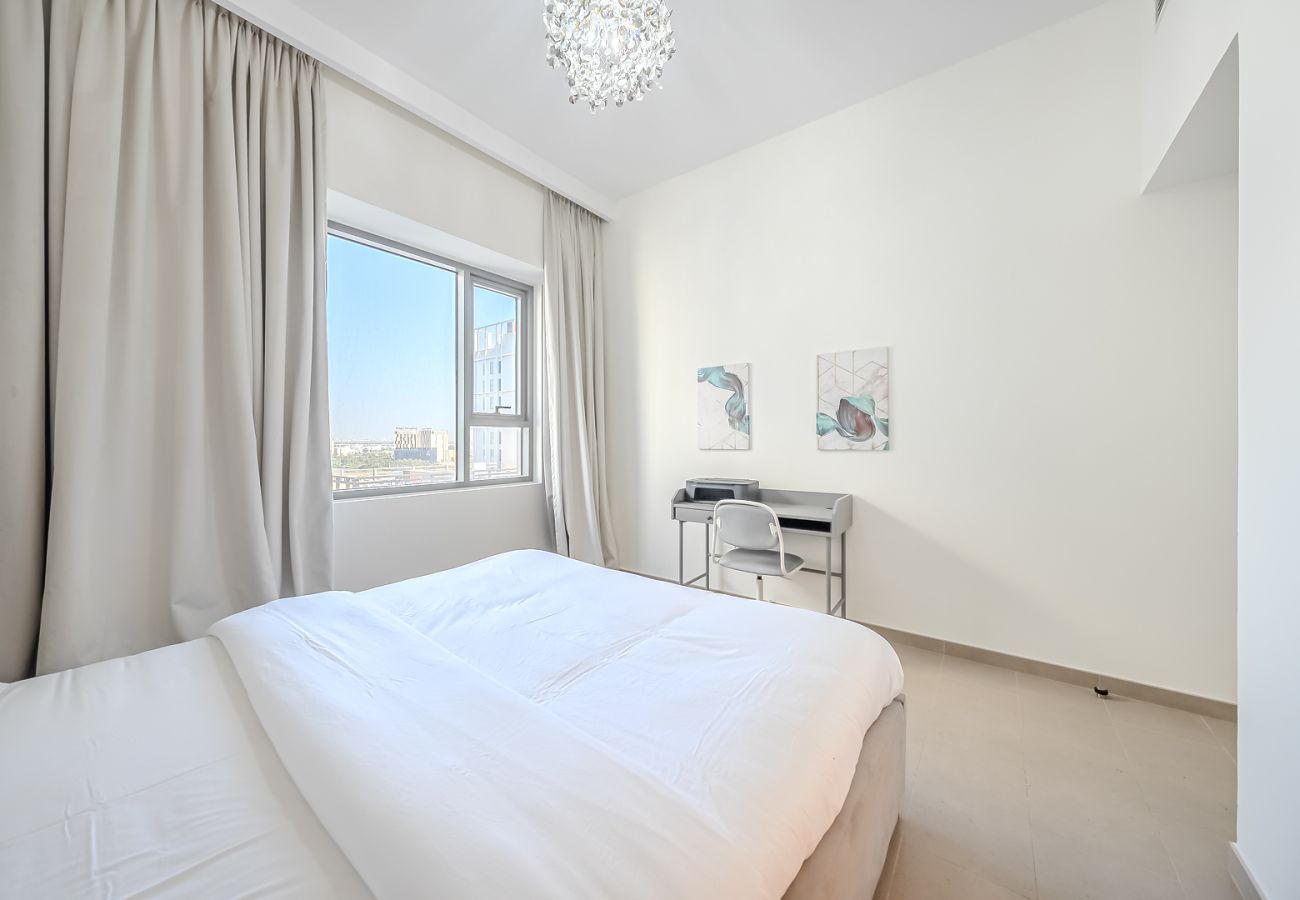 Apartment in Dubai - Charming 2-Bedroom Apartment in Dubai Hills with Stunning City Views