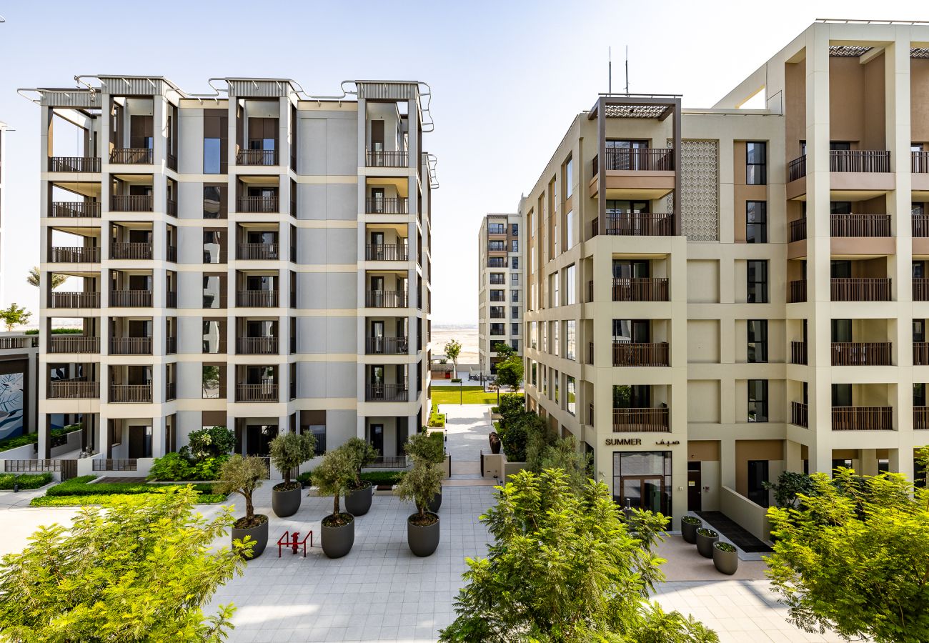 Apartment in Dubai - Chic 1-Bedroom Apartment | Surf, Creek Beach – Dubai Creek Harbour