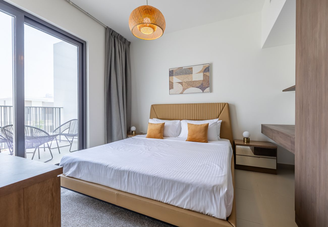 Terraced House in Dubai - Exquisite 3-Bedroom Villa in Tilal Al Ghaf with Private Garden and Modern Amenities I B329