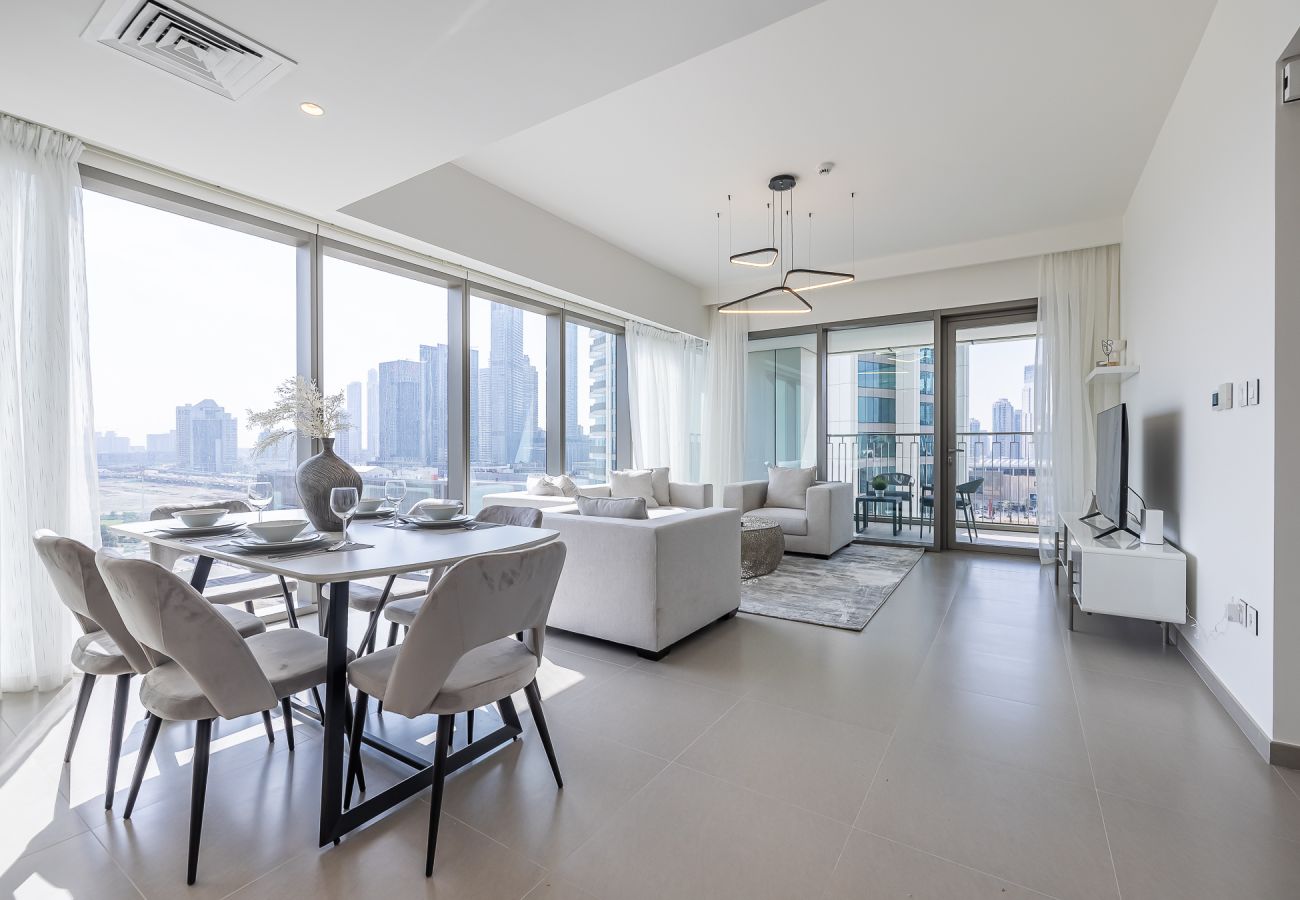 Apartment in Dubai - 3BDR Apartment +  maid room I Burj Khalifa view I Downtown