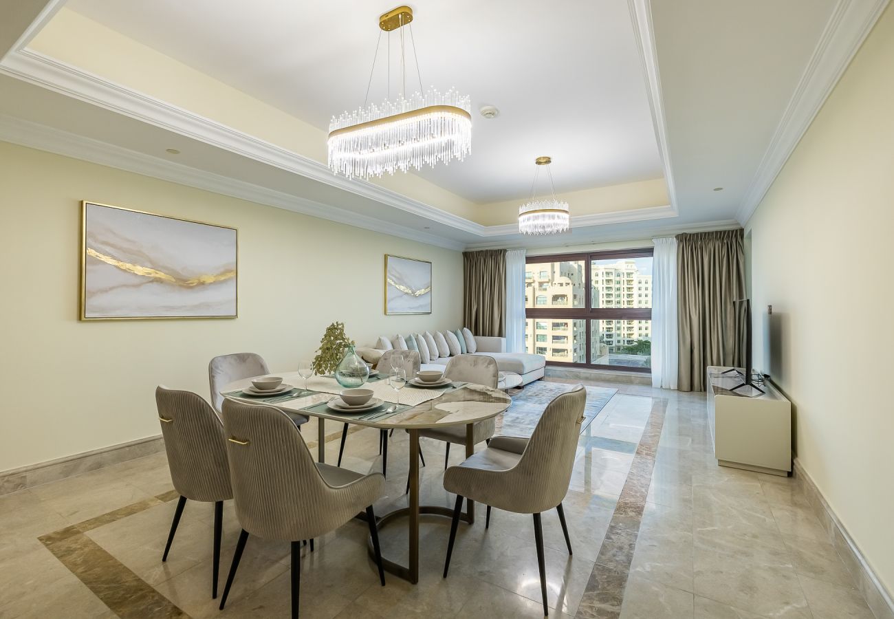 Apartment in Dubai - Elegant 1-Bedroom Apartment in Fairmont Residences South on The Palm