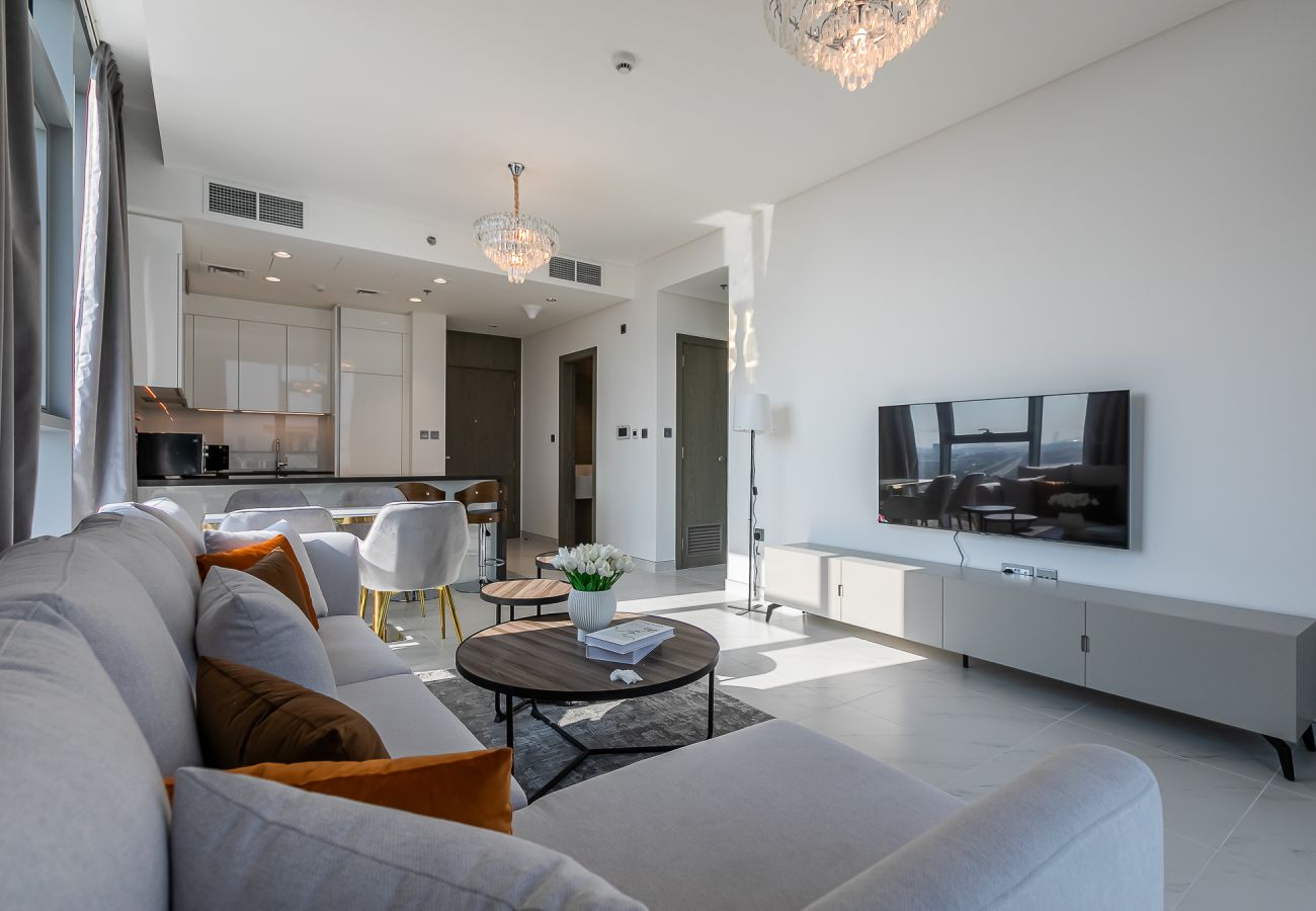 Apartment in Dubai - Lagoon-Facing 1BR Apartment | Residences 14, District One