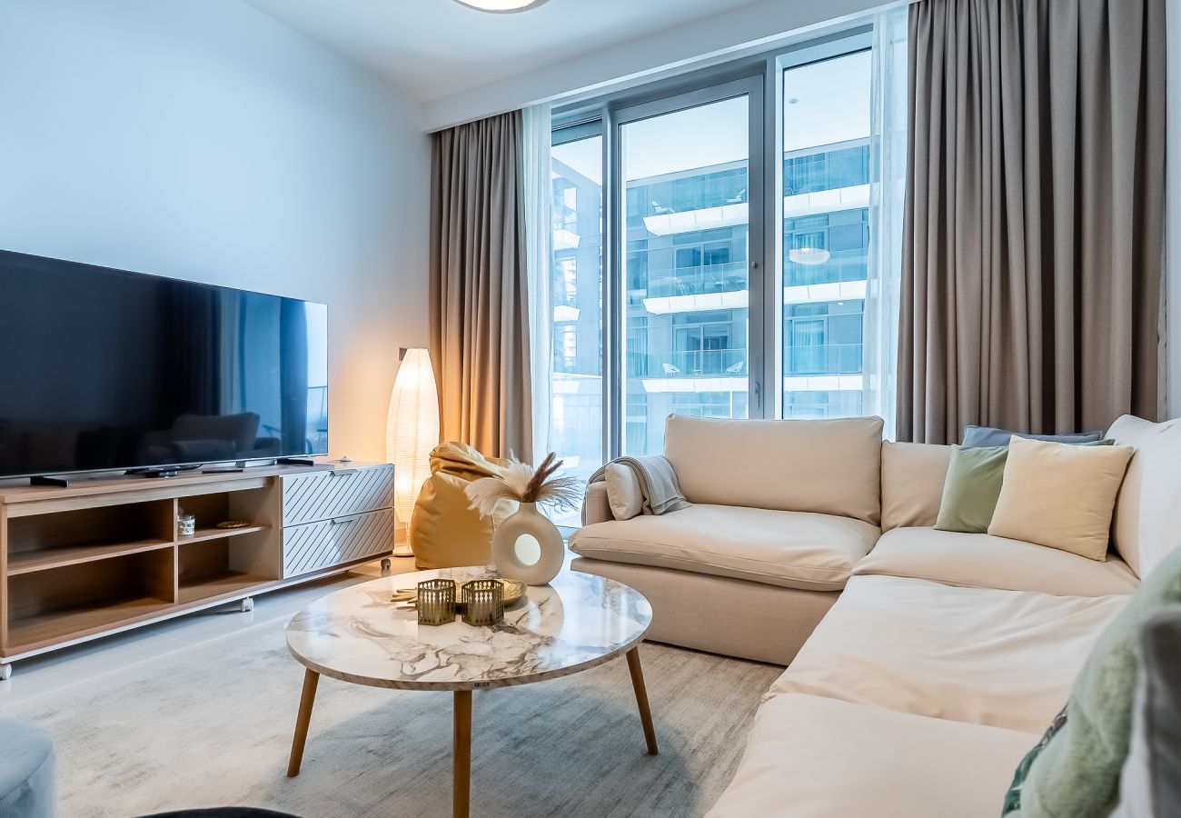 Apartment in Dubai - Exotic 2BDR apartment with mesmerizing sea view