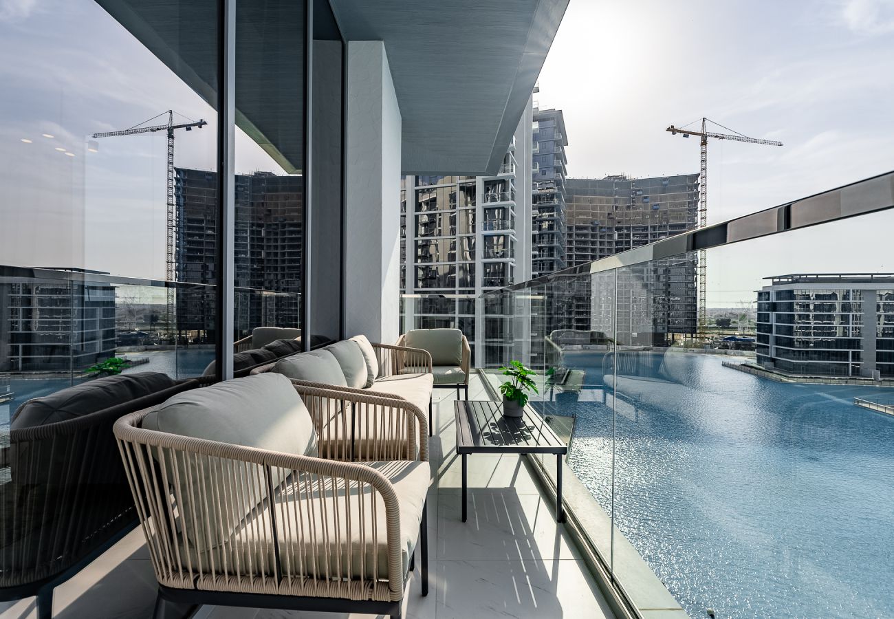 Apartment in Dubai - Spacious 3BDR + Maid Room / Residences 13 / District One