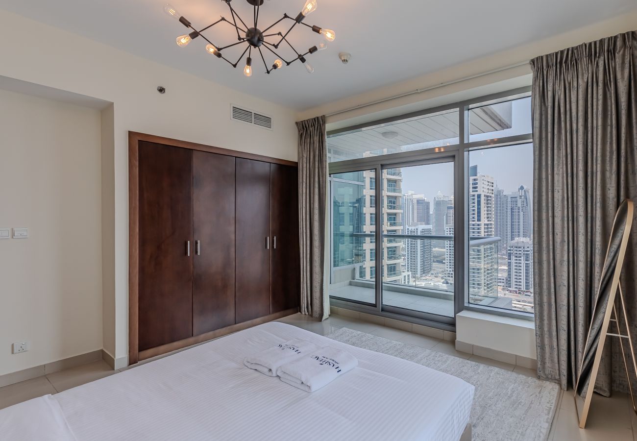Apartment in Dubai - Modern 2-Bedroom Apartment in Sanibel Tower – Dubai Marina Living at Its Best