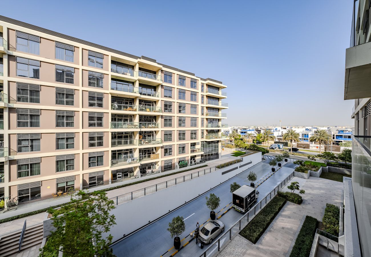 Apartment in Dubai - Elegant 2-Bedroom Apartment in Dubai Hills – Modern Comfort & City Views
