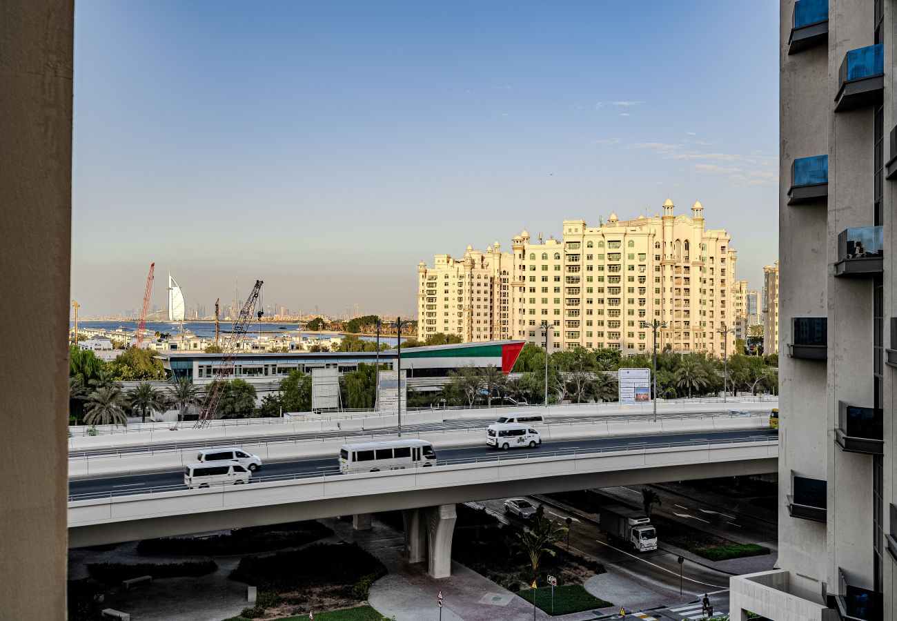 Apartment in Dubai - Elegant 2-Bedroom Apartment in Fairmont Residences South on The Palm 