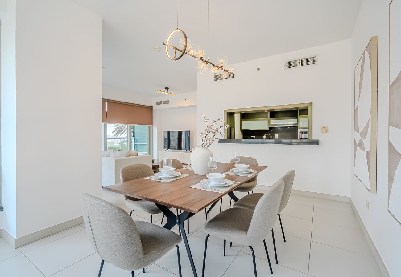 Apartment in Dubai - Stylish 2-Bedroom Apartment with Iconic Views | The Lofts, Downtown Dubai