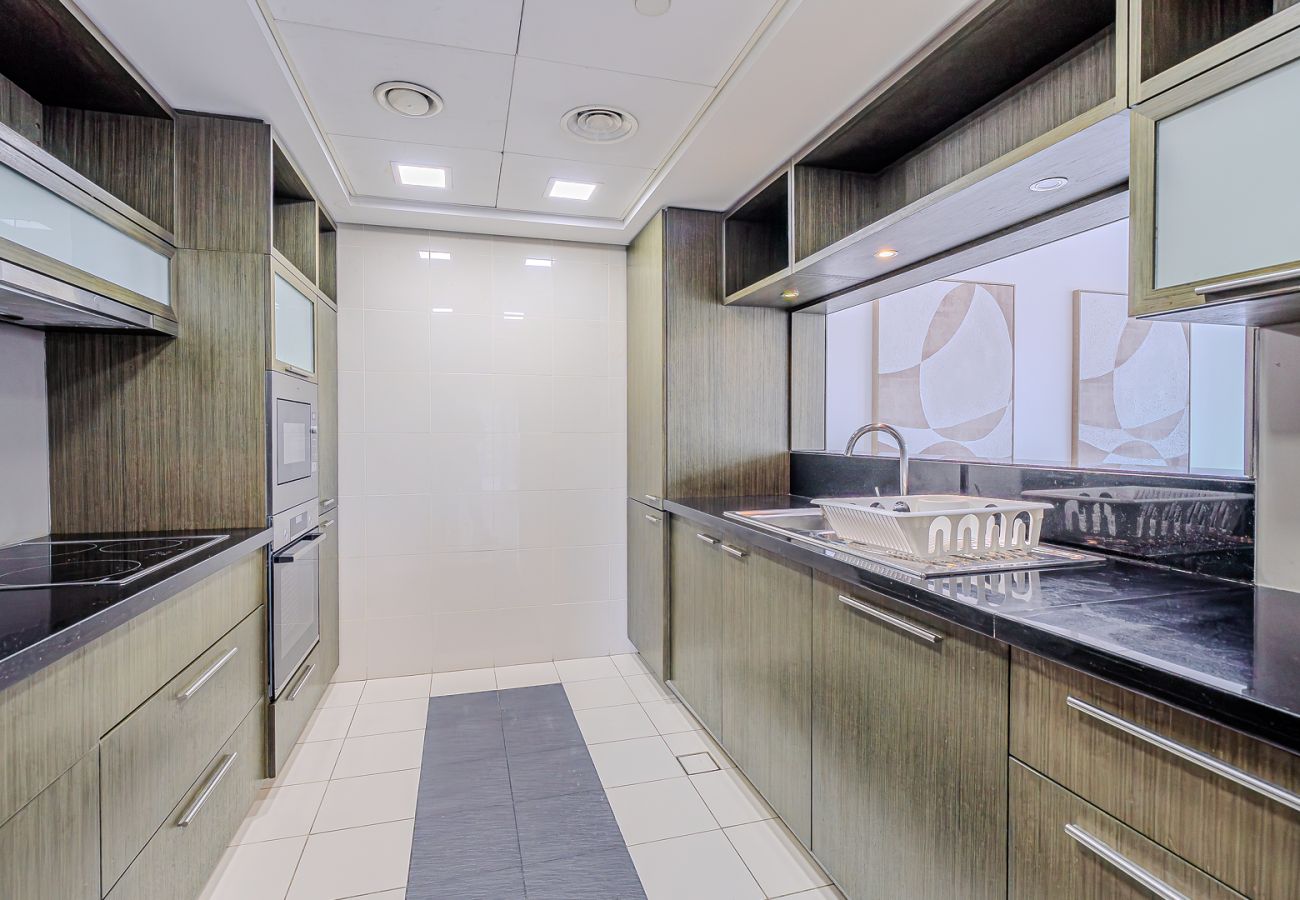 Apartment in Dubai - Stylish 2-Bedroom Apartment with Iconic Views | The Lofts, Downtown Dubai