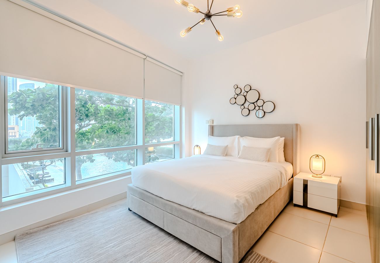Apartment in Dubai - Stylish 2-Bedroom Apartment with Iconic Views | The Lofts, Downtown Dubai