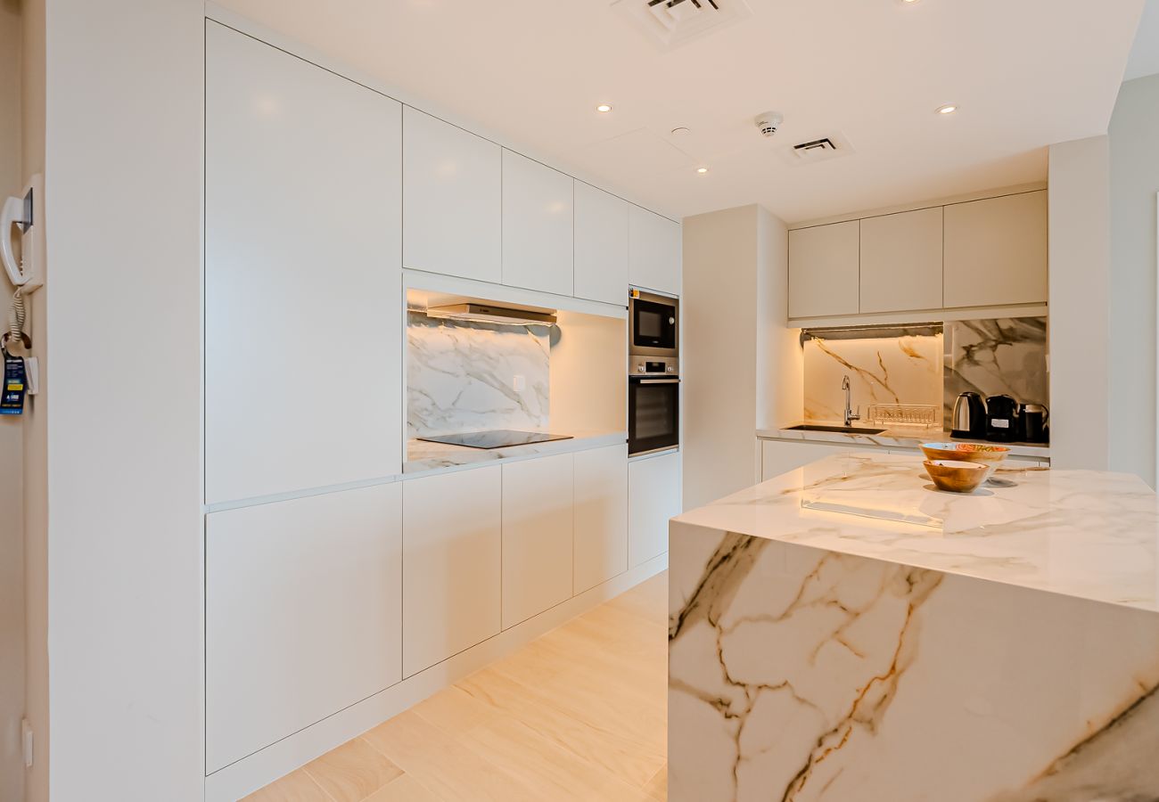 Apartment in Dubai - Newly renovated 1 BDR apartment in Dubai Marina