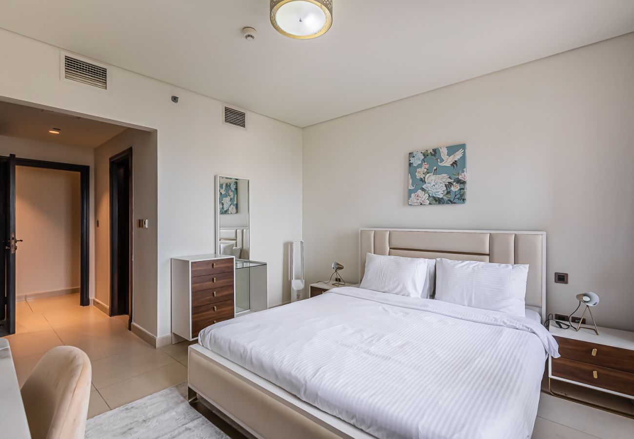 Apartment in Dubai - Renovated 3BDR in Palm Jumeirah