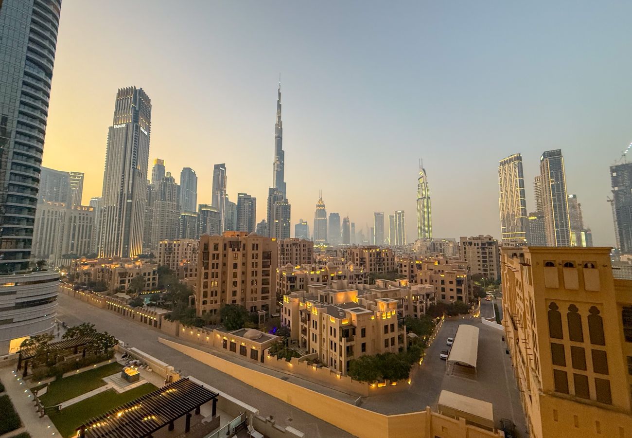 Apartment with Burj Khalifa view