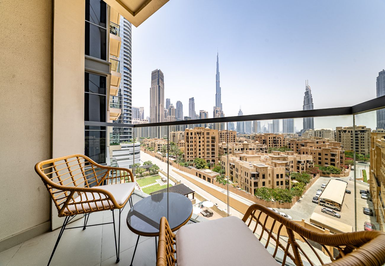 Balcony with Burj Khalifa view