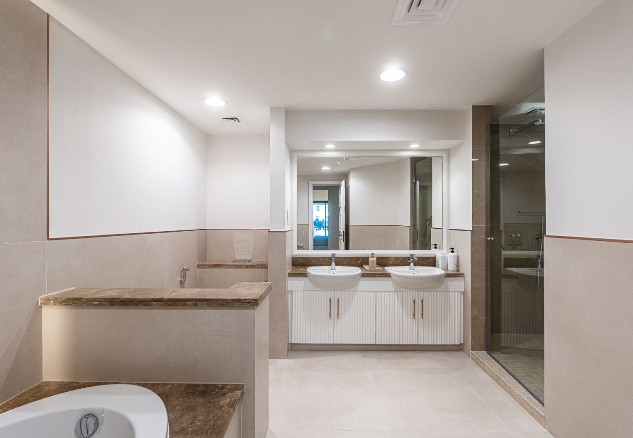 Apartment in Dubai - 2BDR apartment with the balcony I Golden Mile / 209 