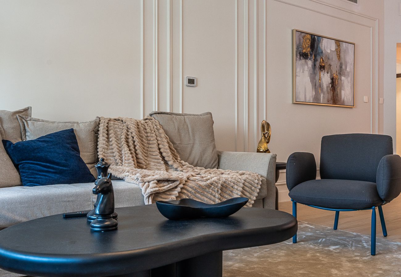 Apartment in Dubai - 2BDR apartment with the balcony I Golden Mile / 209 