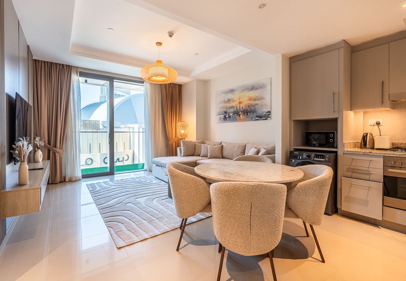 Apartment in Dubai - Modern & Spacious 1-Bedroom Apartment in Boulevard Point I Downtown Dubai