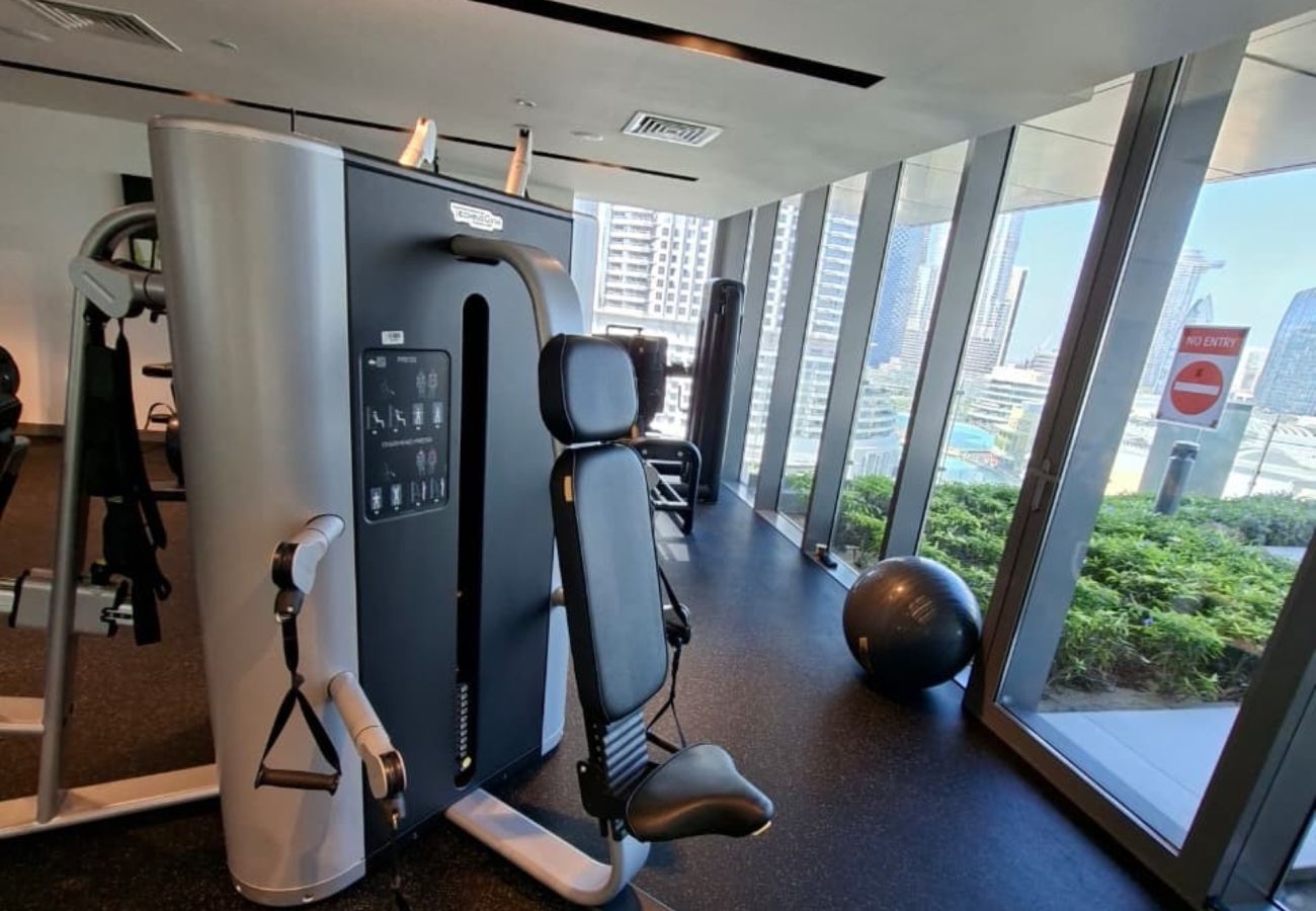 Apartment in Dubai - Modern & Spacious 1-Bedroom Apartment in Boulevard Point I Downtown Dubai