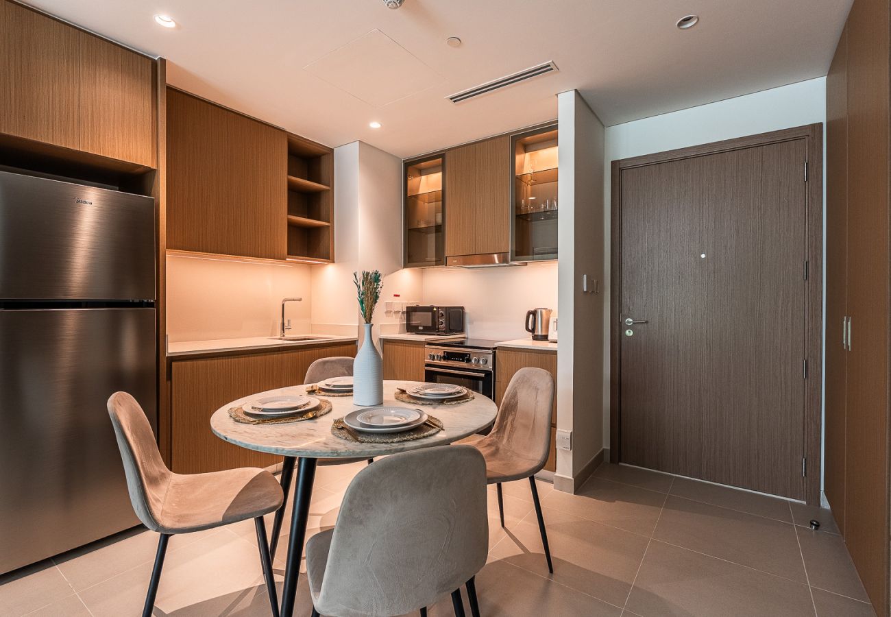 Apartment in Dubai - Cozy & Elegant 1BR at Creek Beach