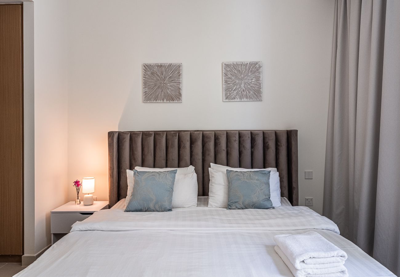 Apartment in Dubai - Cozy & Elegant 1BR at Creek Beach