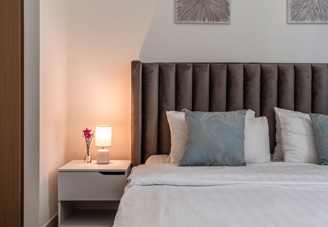 Apartment in Dubai - Cozy & Elegant 1BR at Creek Beach