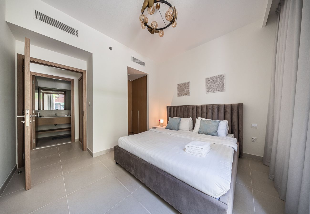 Apartment in Dubai - Cozy & Elegant 1BR at Creek Beach