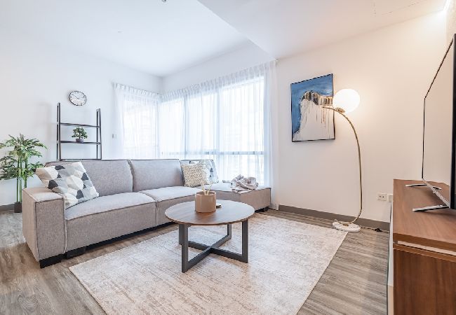 Апартаменты на Dubai - 1BDR apartment with Dubai Marina view/close to JBR 