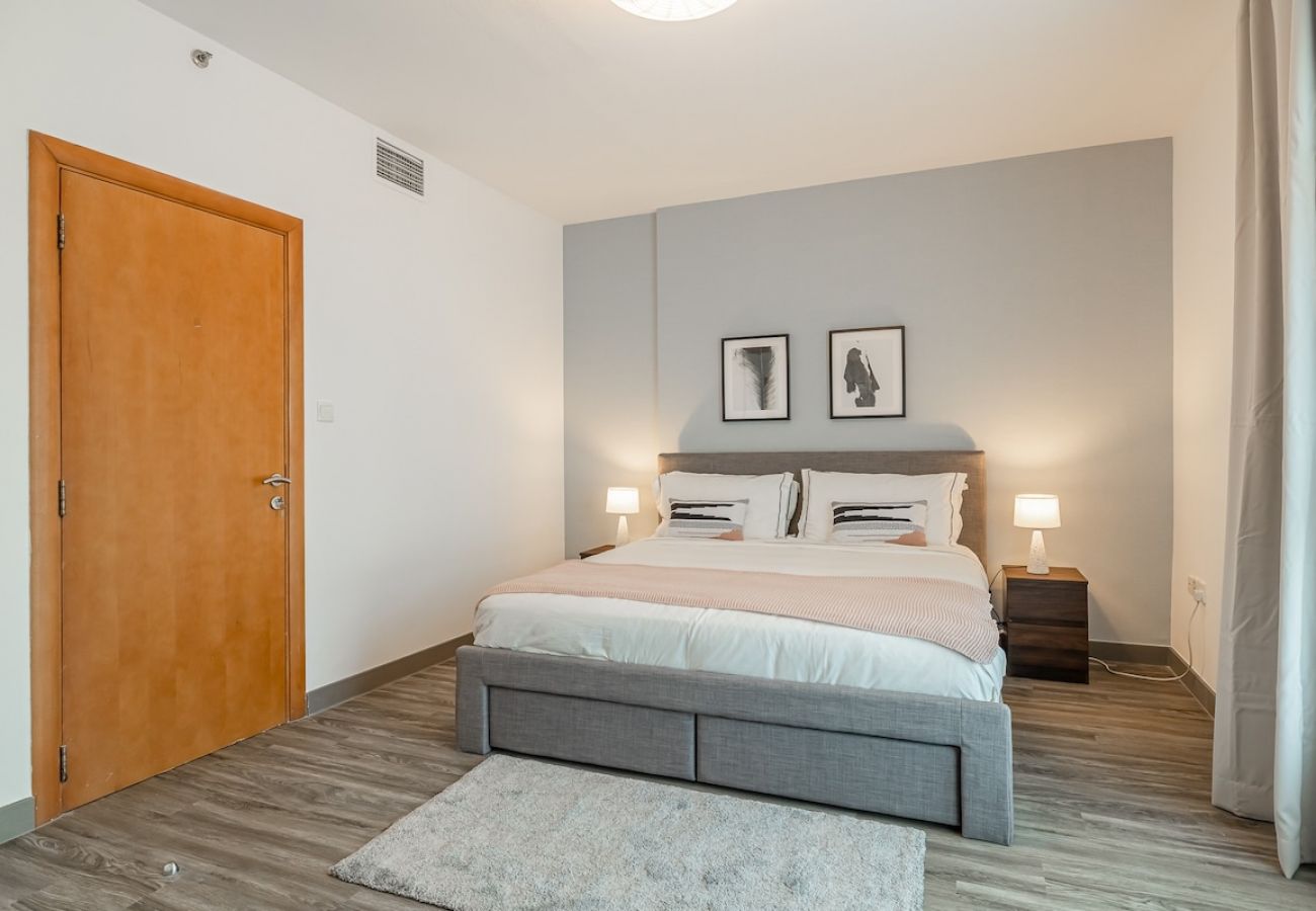 Апартаменты на Dubai - 1BDR apartment with Dubai Marina view/close to JBR 