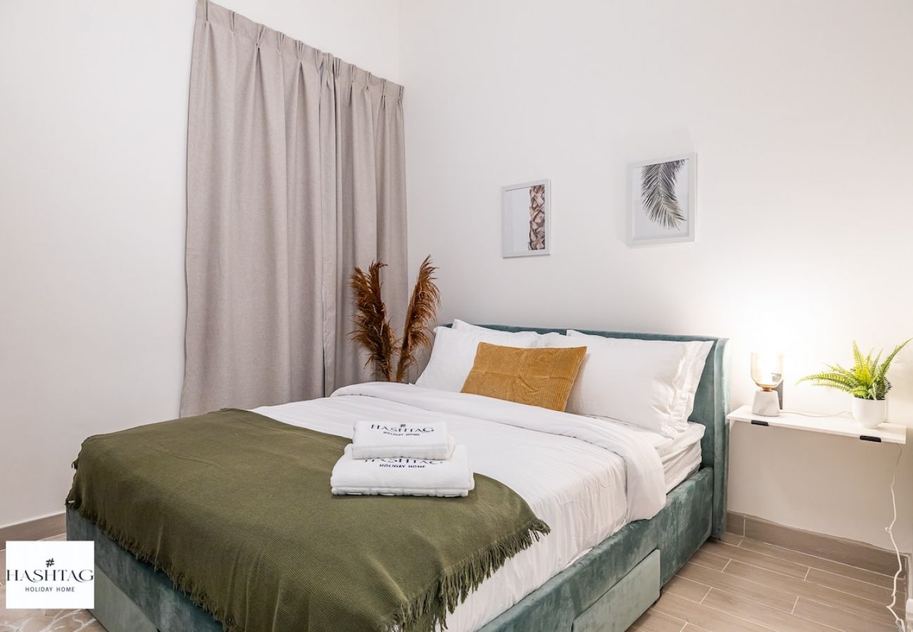 Апартаменты на Dubai - Modern 2BDR Apartment in Jumeirah Golf Estates 