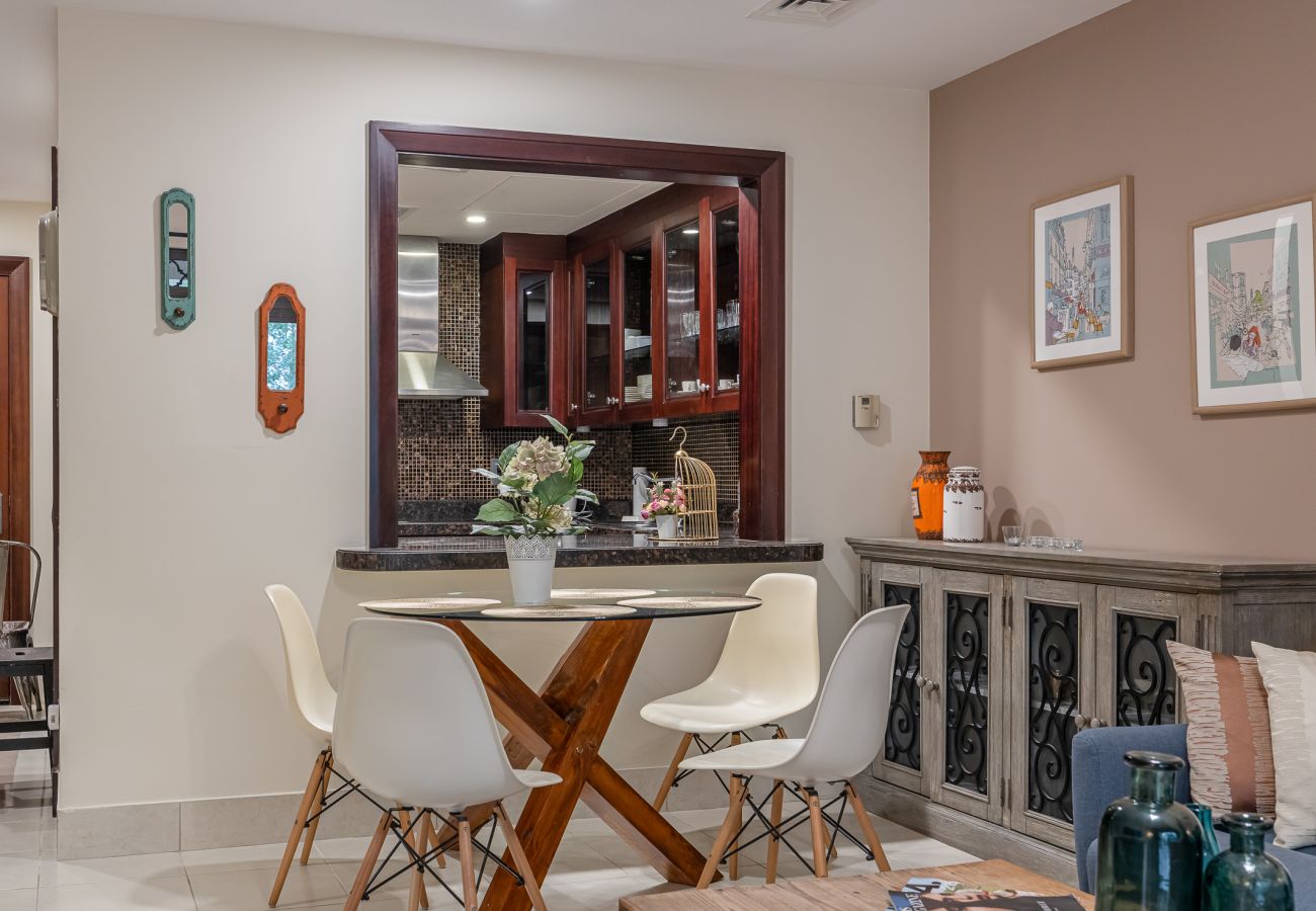 Апартаменты на Dubai - Beautiful 1 Bedroom Apartment/Close to Dubai Mall