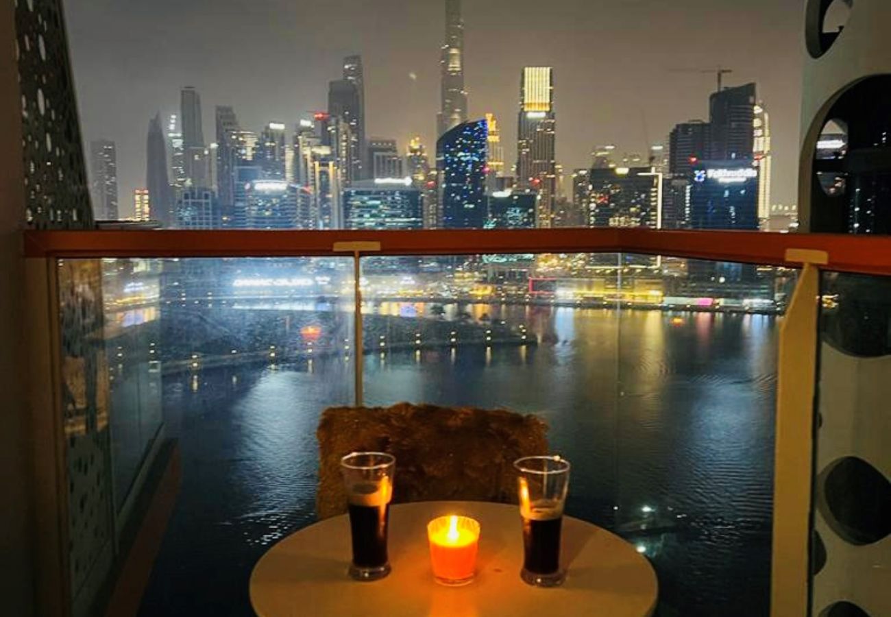 Квартира-студия на Dubai - It’s great view at night from your balcony and even bed
