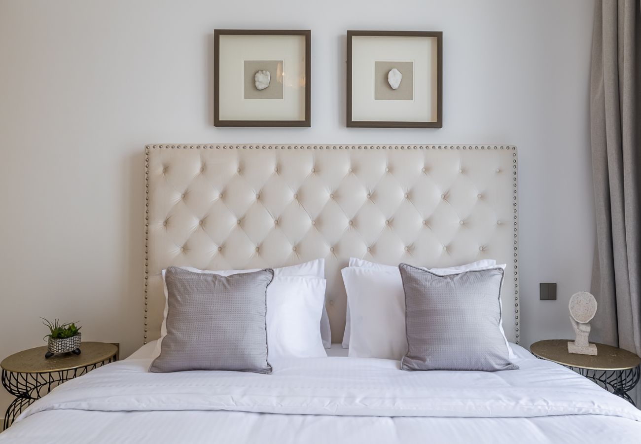 Апартаменты на Dubai - Modern Comfort Meets Elegance in Creek Harbour – 1BDR at 17 Icon Bay