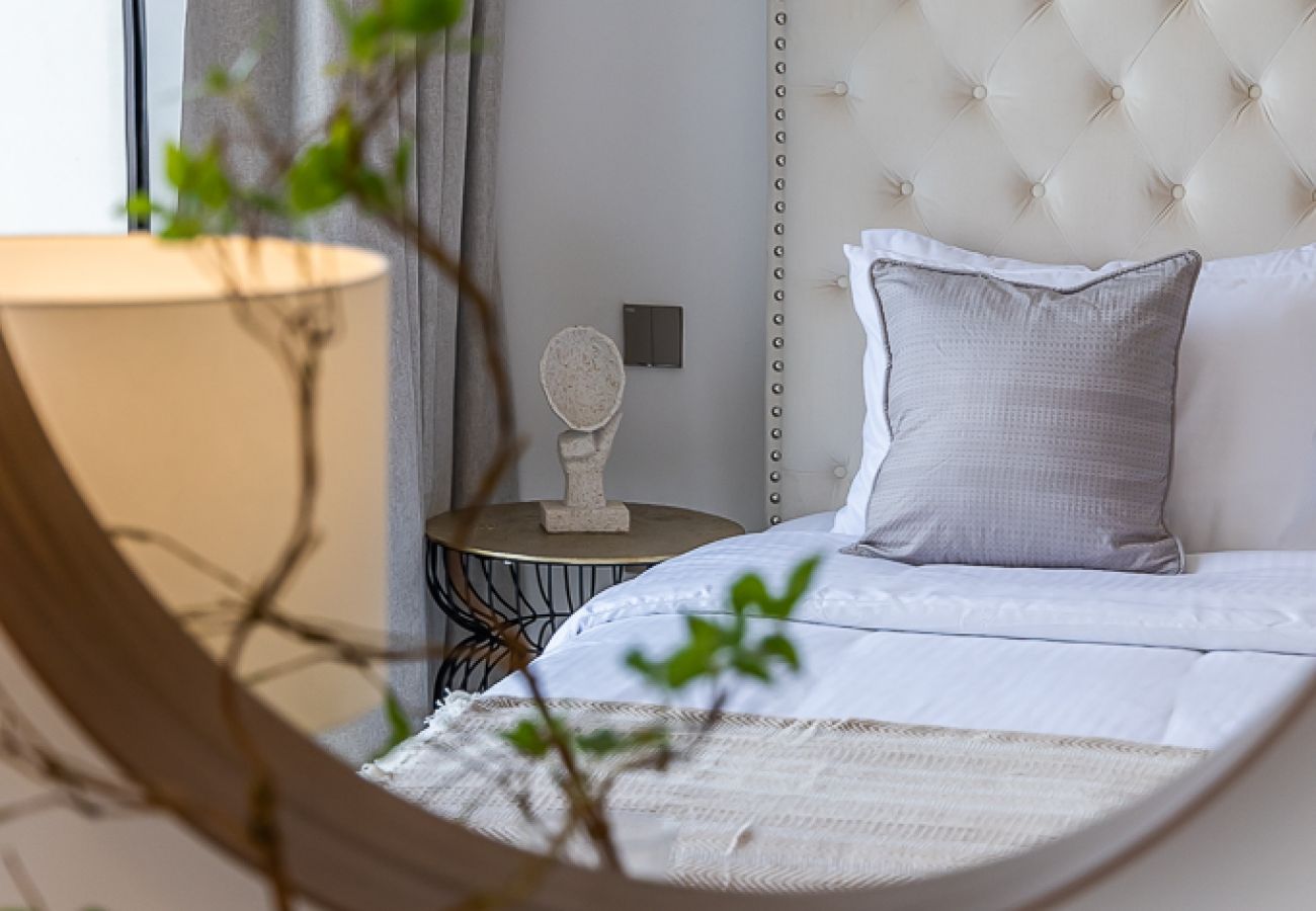 Апартаменты на Dubai - Modern Comfort Meets Elegance in Creek Harbour – 1BDR at 17 Icon Bay