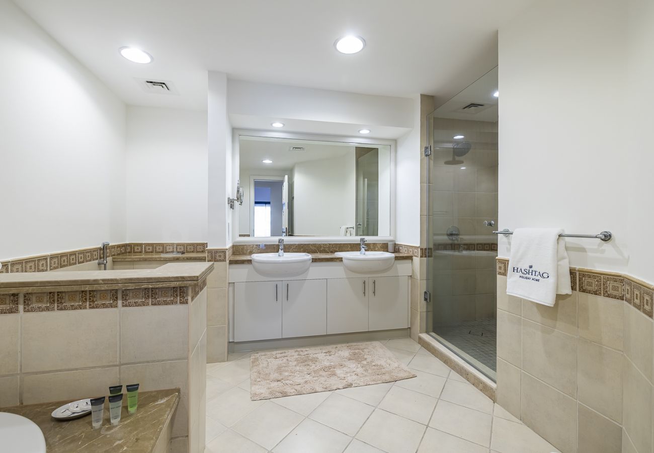 Апартаменты на Dubai - Spacious 2-Bedroom Apartment with Balcony on The Palm – Golden Mile 509 