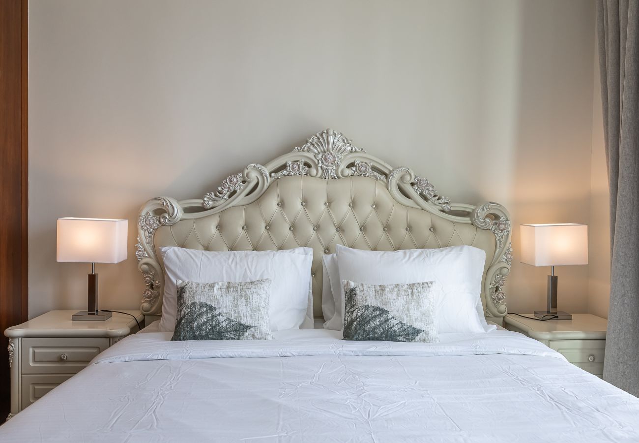 Апартаменты на Dubai - Spacious 3-Bedroom Apartment with Stunning Downtown City Views