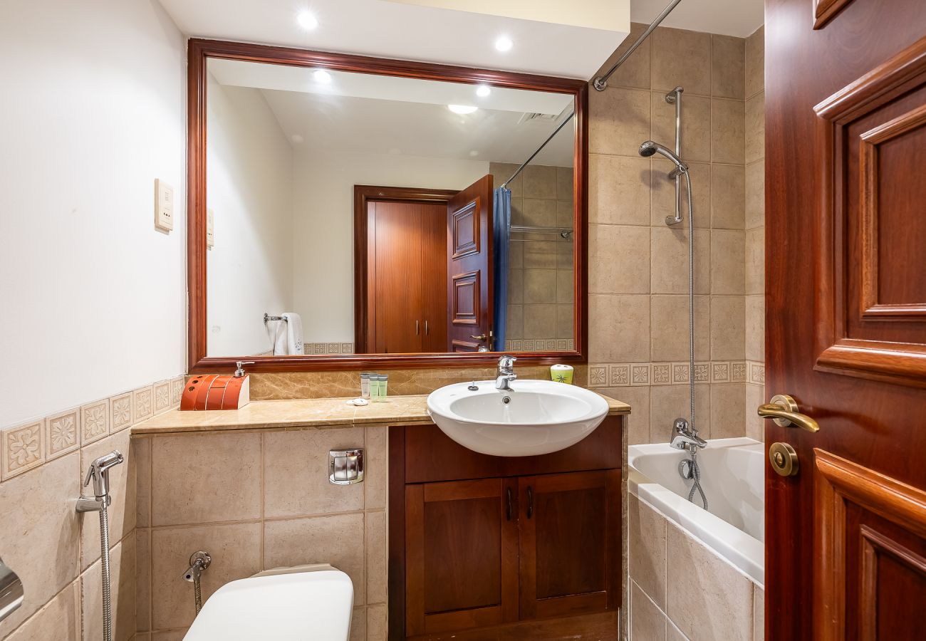 Вилла на Dubai - Spacious 5BDR Villa in Dubai Marina I Waterfront 