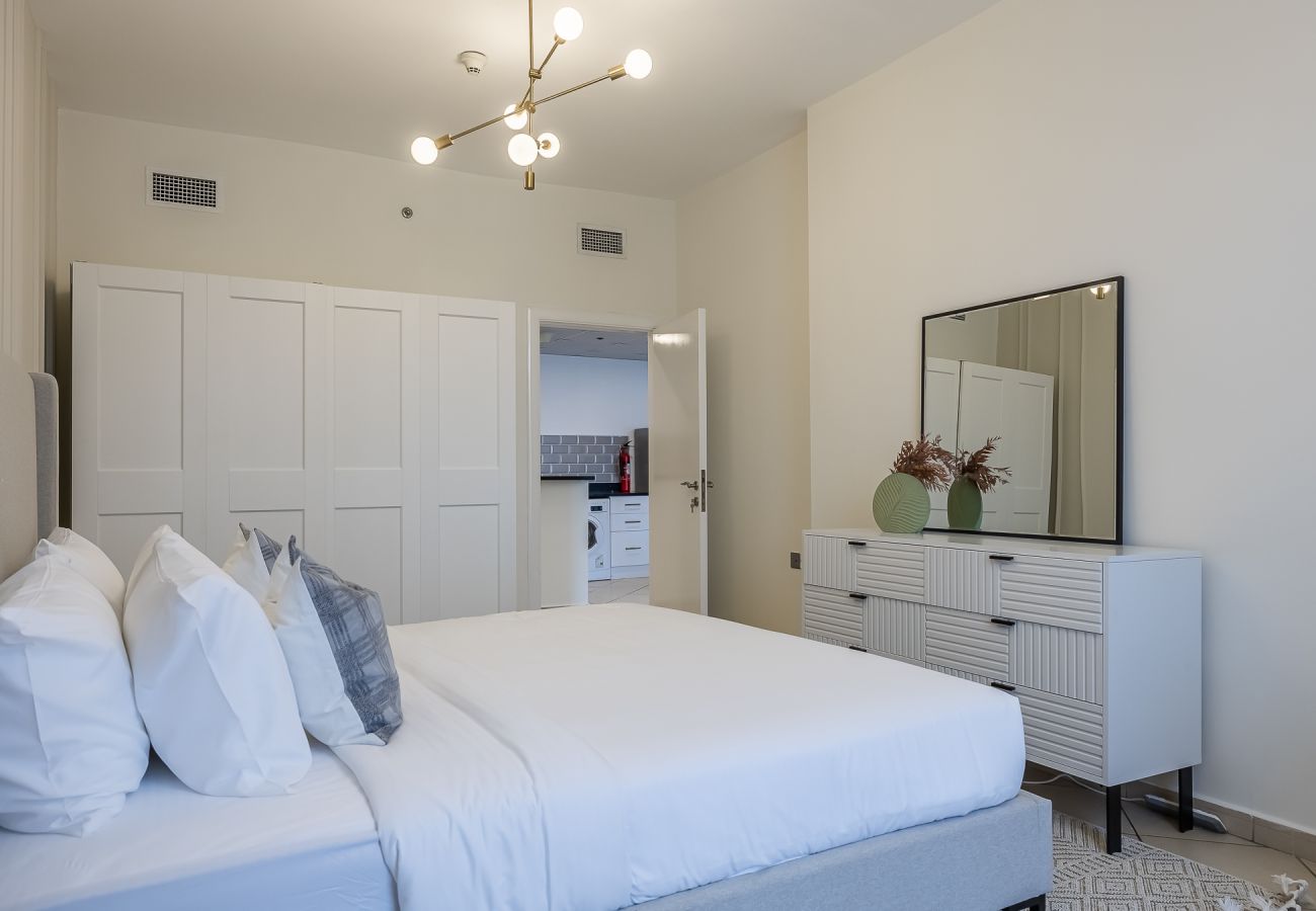 Апартаменты на Dubai -  Modern 1-Bedroom Apartment in Dubai Marina – Steps from the Metro & JBR Beach