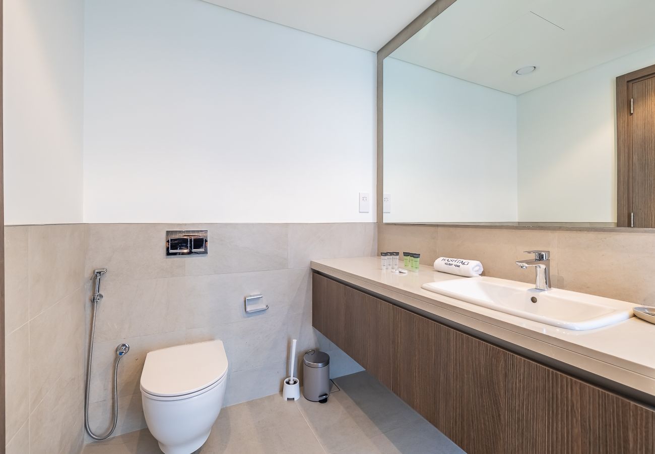 Таунхаус на Dubai - Elegant villa with 3 BDR I Maid Room I Garden /B67